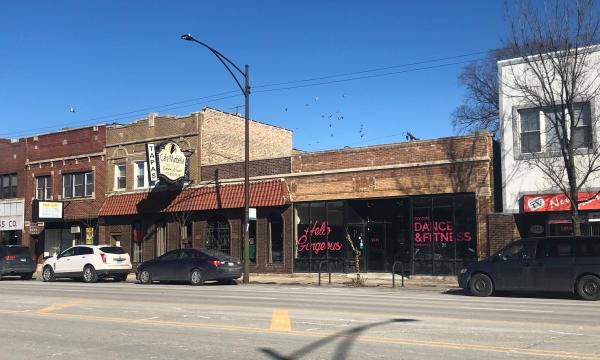 Prime Jefferson Park Retail on Heavily Trafficked Milwaukee