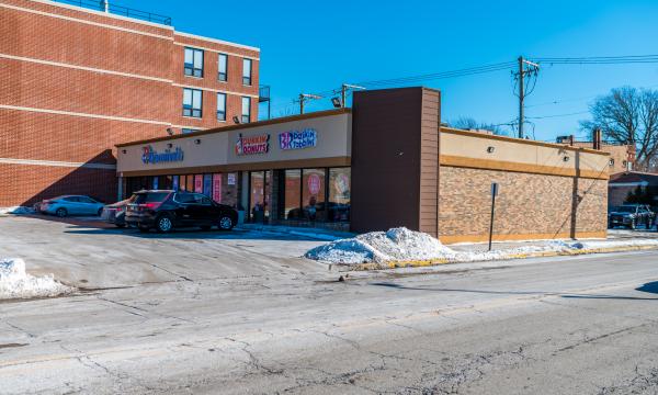 Retail Strip Center with Dunkin’ and Domino’s 2
