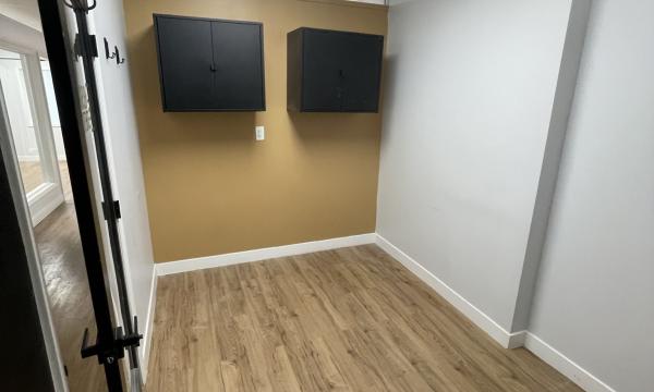 Prime Mixed-Use Property in Oak Park 6
