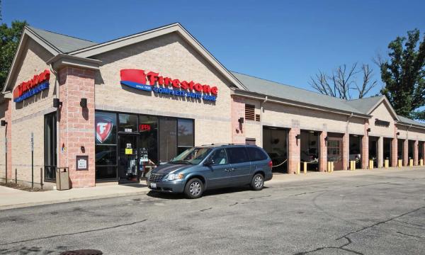 Net leased Firestone location in McHenry