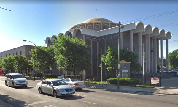 School and church for sale at auction on Diversey