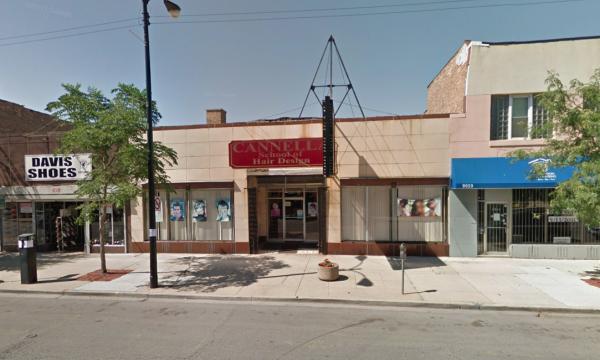 Net leased commercial storefront available for sale in Chicago